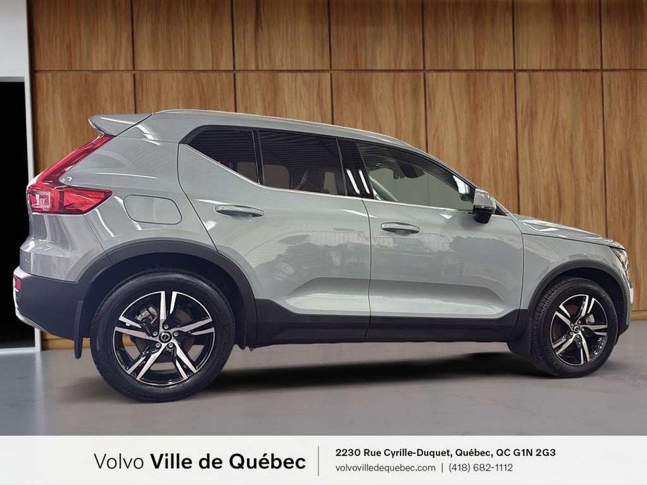 Volvo XC40 B5 - Core 2025-3