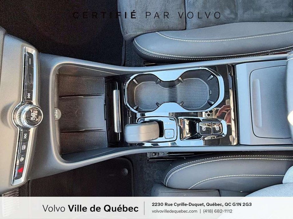 Volvo XC40 B5 - Ultra 2025-20