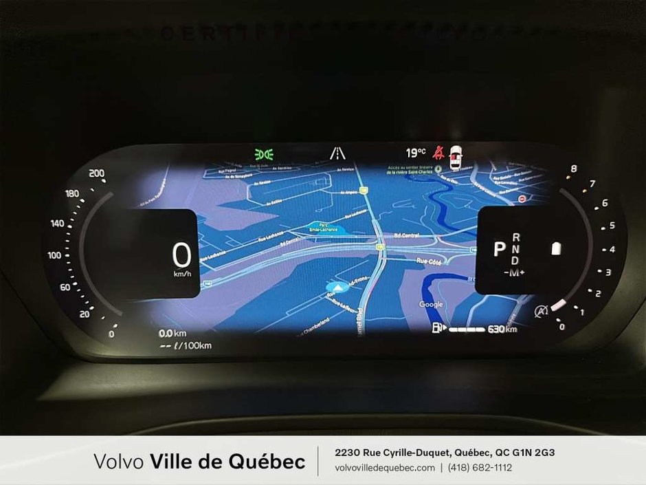 2026 Volvo XC40 B5 - Ultra Black Ed-16