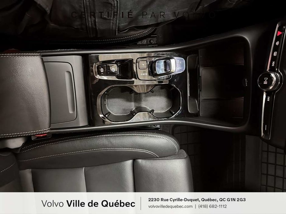 Volvo XC40 B5 - Plus 2026-19