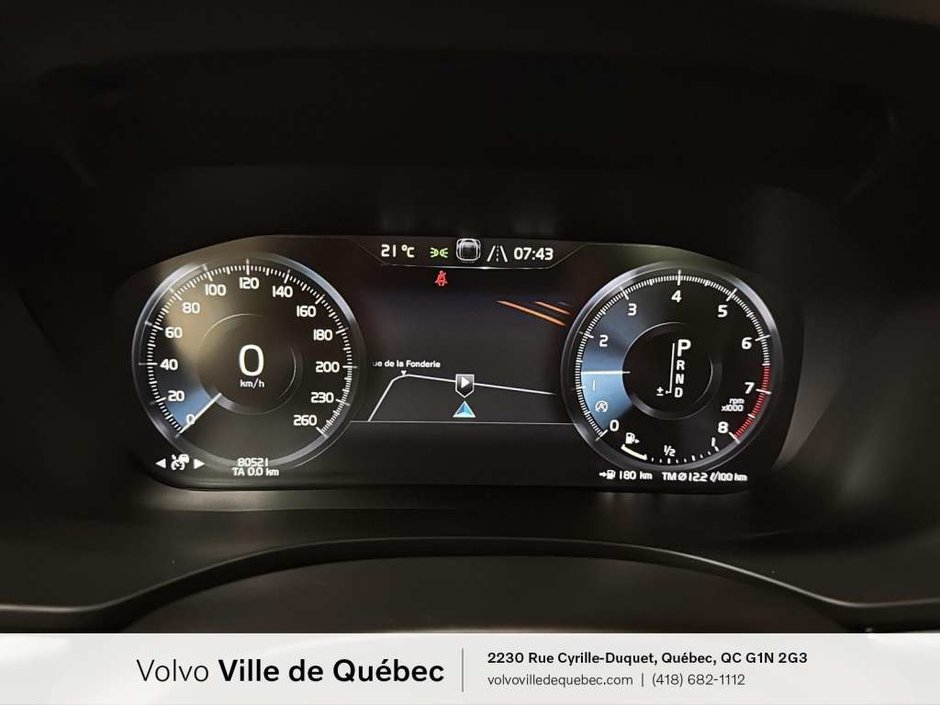 2020 Volvo XC60 R-Design-15