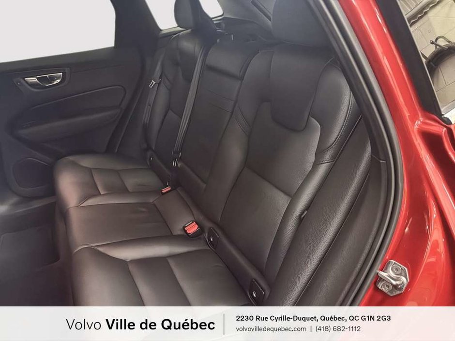 2020 Volvo XC60 Momentum-9