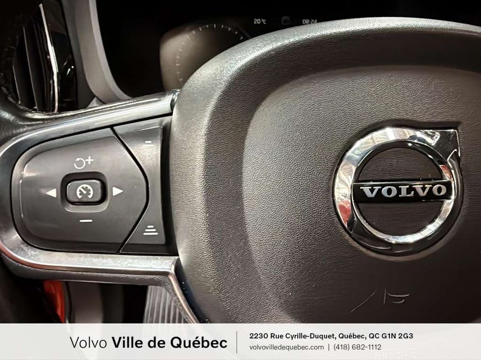 2020 Volvo XC60 Momentum-12