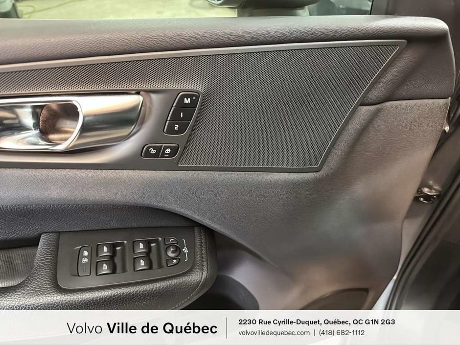 2021 Volvo XC60 Inscription Express-18