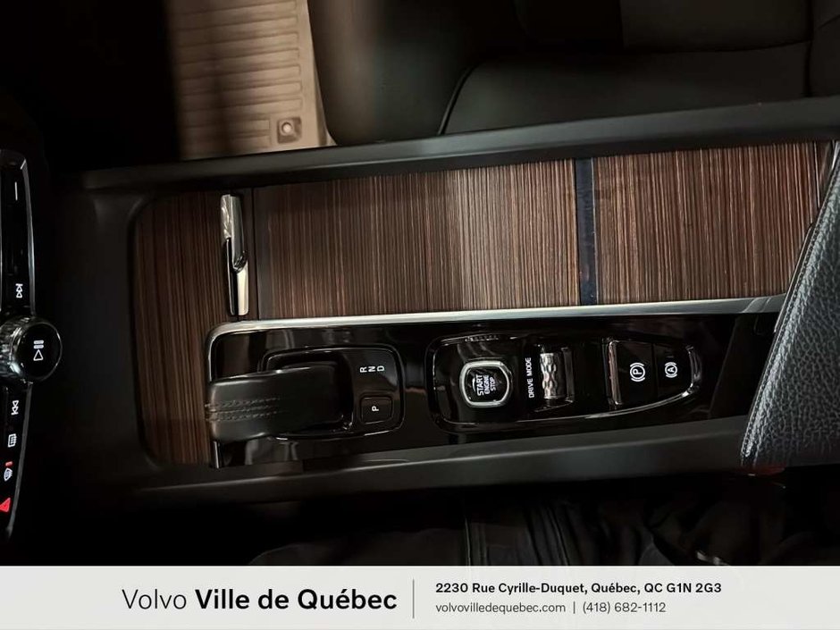 2021 Volvo XC60 Inscription Express-17