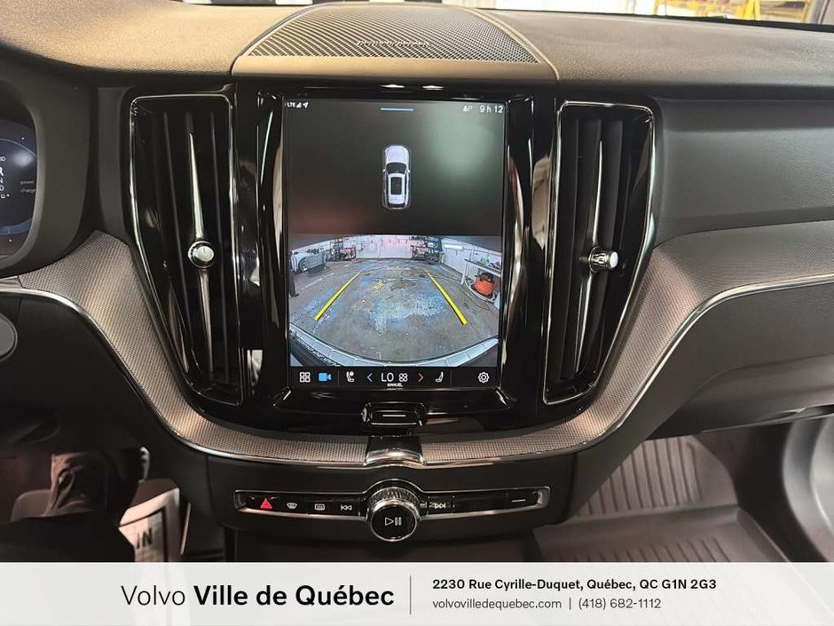 2022 Volvo XC60 R-Design Recharge-16