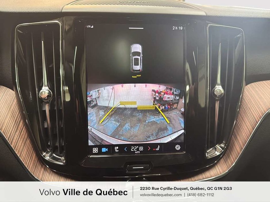 2022 Volvo XC60 Inscrptn Expr Rchrg-19