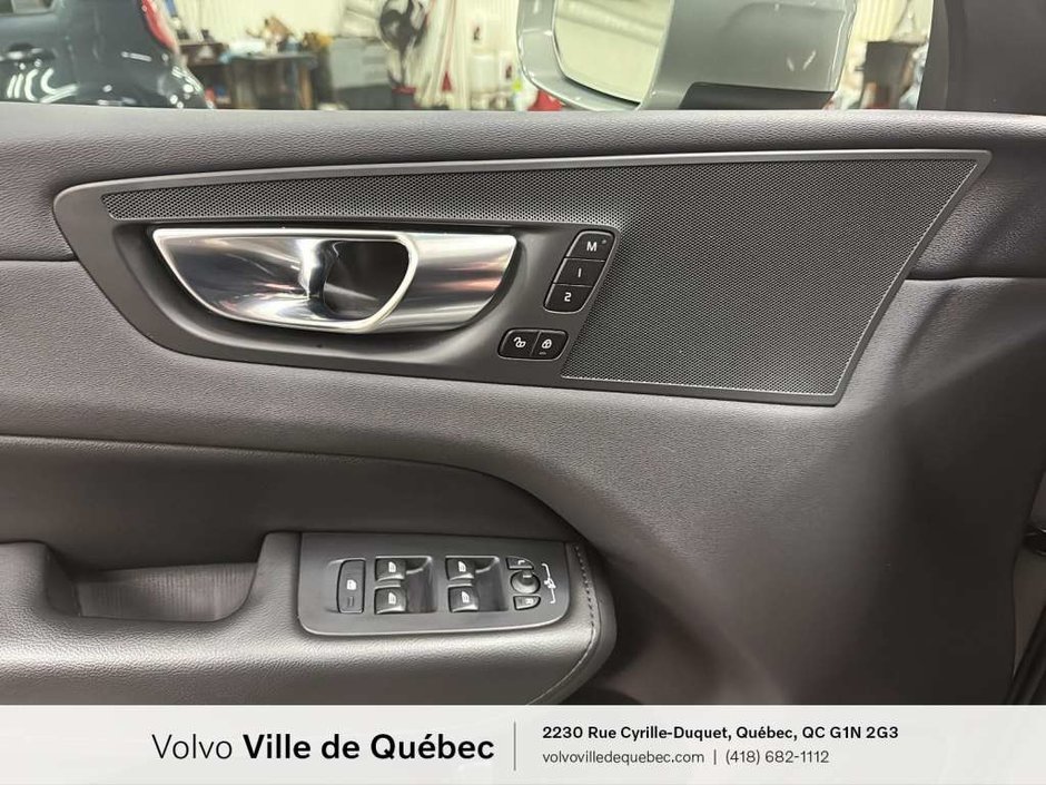 Volvo XC60 Inscrptn Expr Rchrg 2022-23