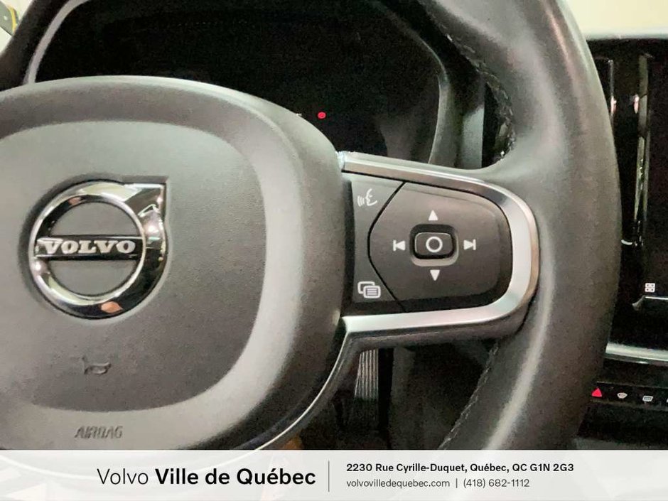 Volvo XC60 Inscrptn Expr Rchrg 2022-19