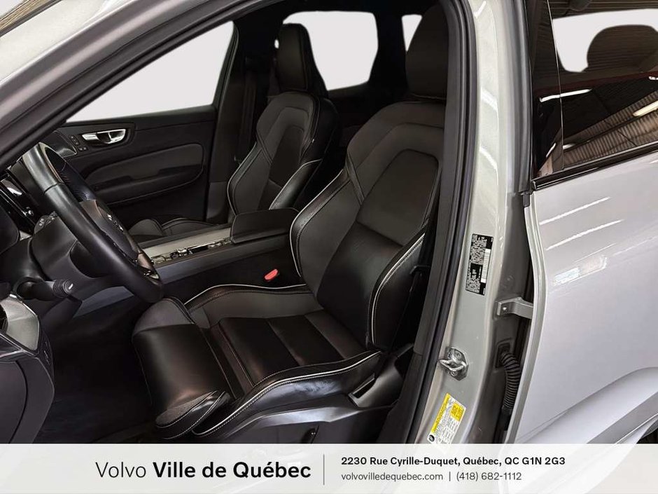 2022 Volvo XC60 R-Design-1