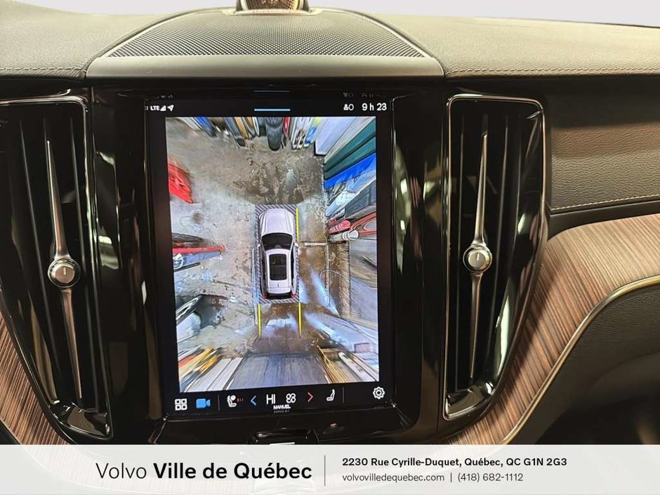 2023 Volvo XC60 Ultimate Dark B6-23