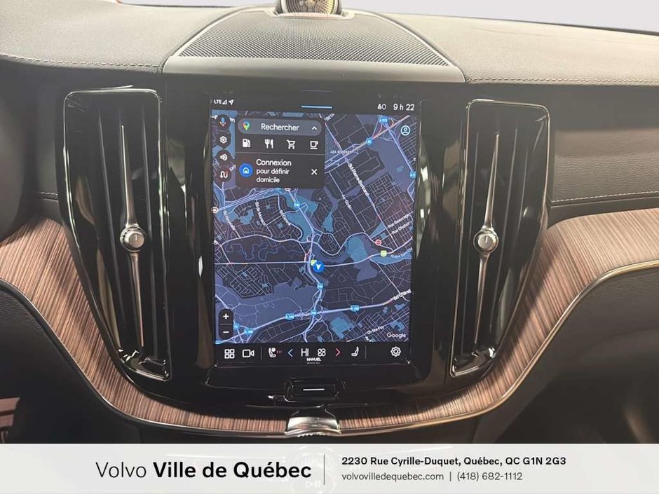 2023 Volvo XC60 Ultimate Dark B6-21