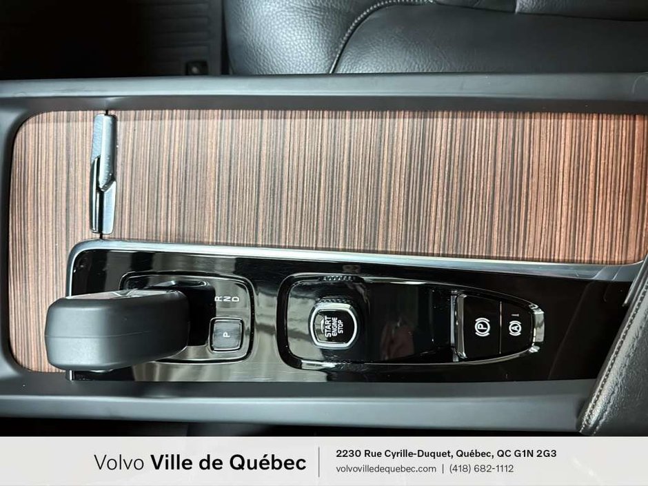 Volvo XC60 Plus Dark B6 2023-21