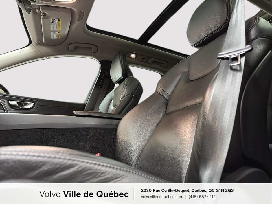 Volvo XC60 Plus Dark B6 2023-10