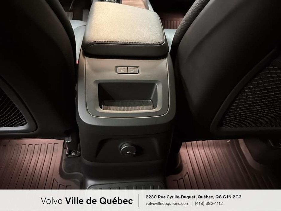 Volvo XC60 Recharge Plus 2023-13
