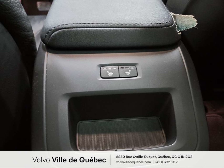 Volvo XC60 Plus B6 2023-14