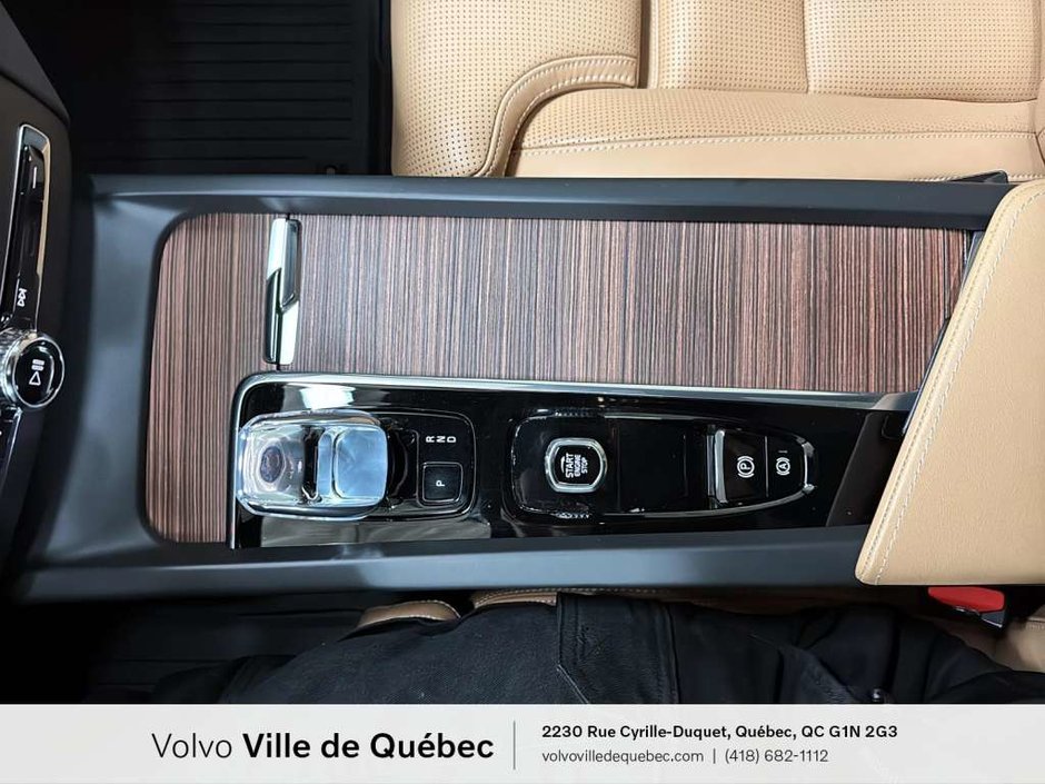 Volvo XC60 Ultimate B6 2023-23