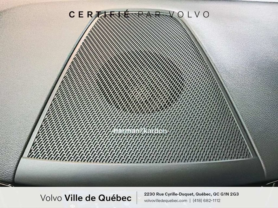 Volvo XC60 Plus Dark B6 2023-20