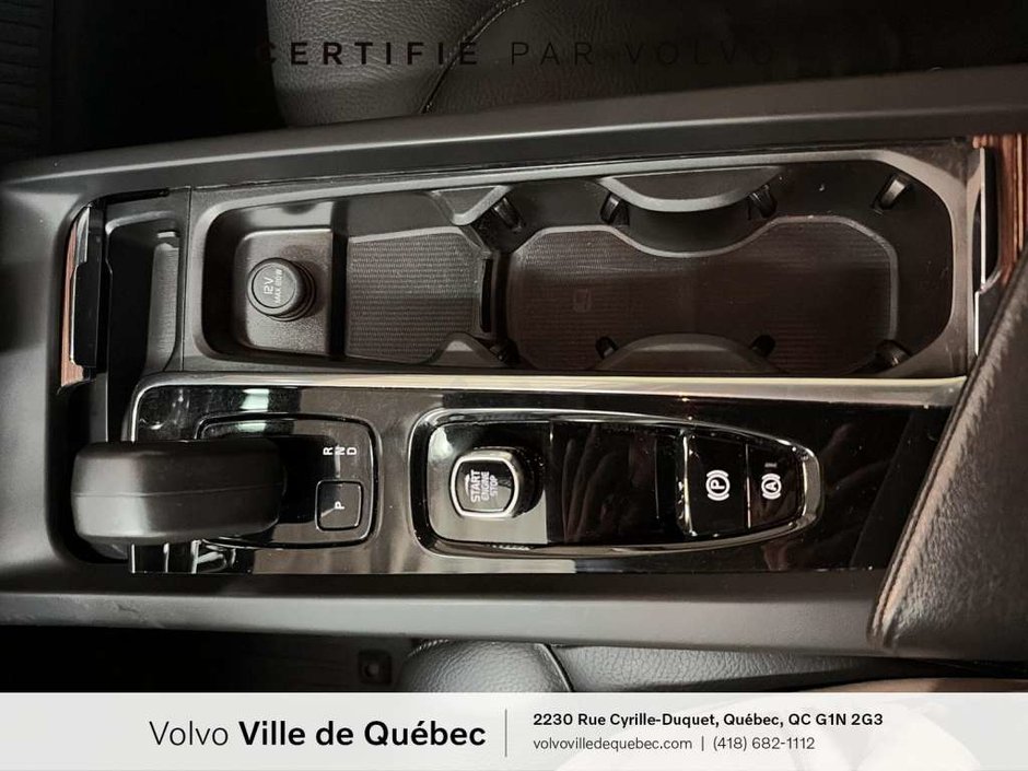 Volvo XC60 Plus Dark B6 2023-18