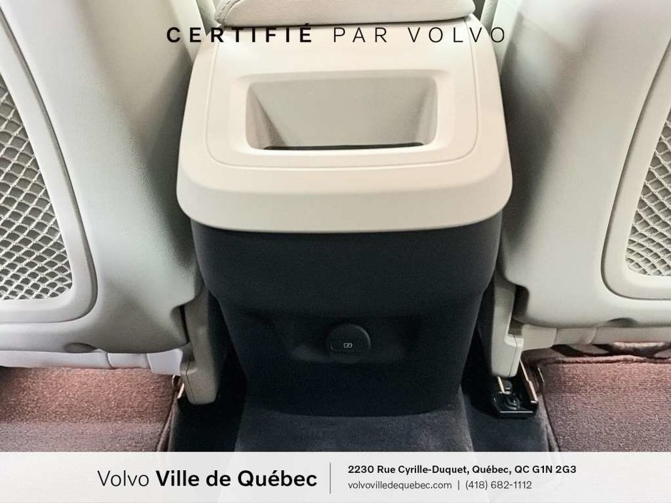 Volvo XC60 Plus Dark B6 2023-19
