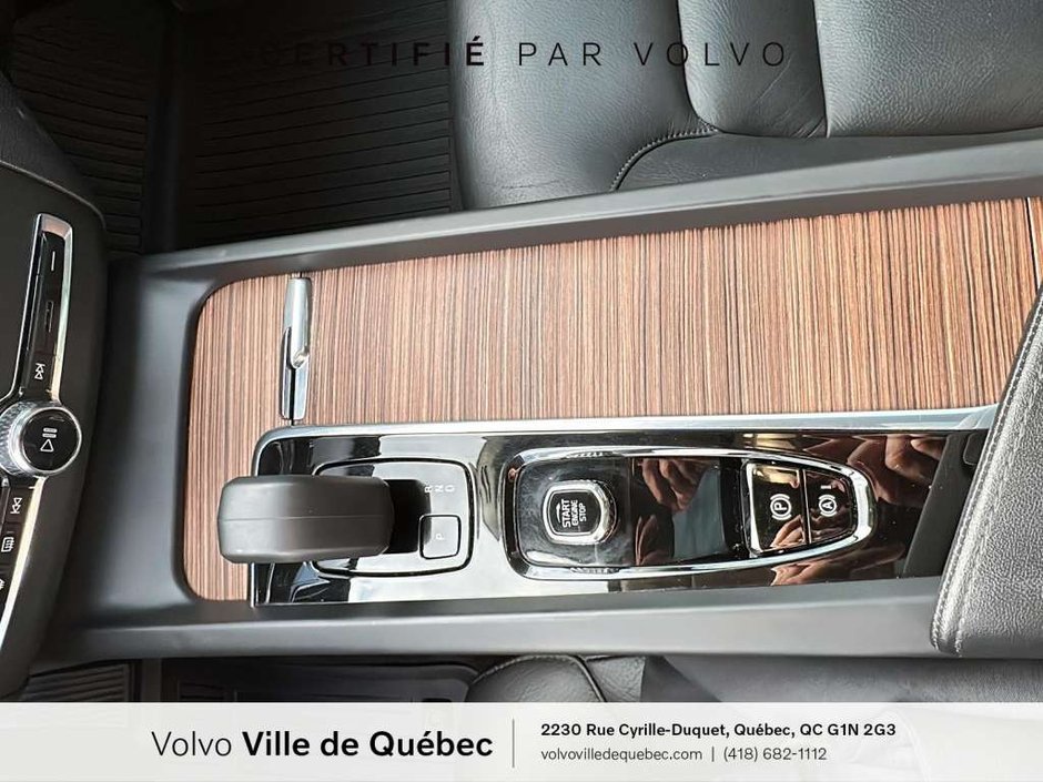 Volvo XC60 Plus B6 2023-17