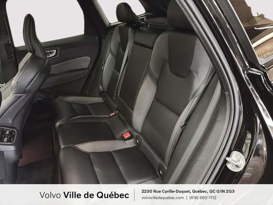 Volvo XC60 B5 - Ultimate Blk Ed 2024-9