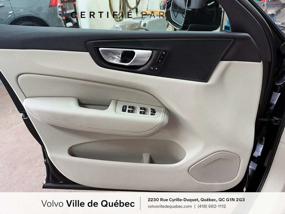 Volvo XC60 Recharge Plus 2024-19