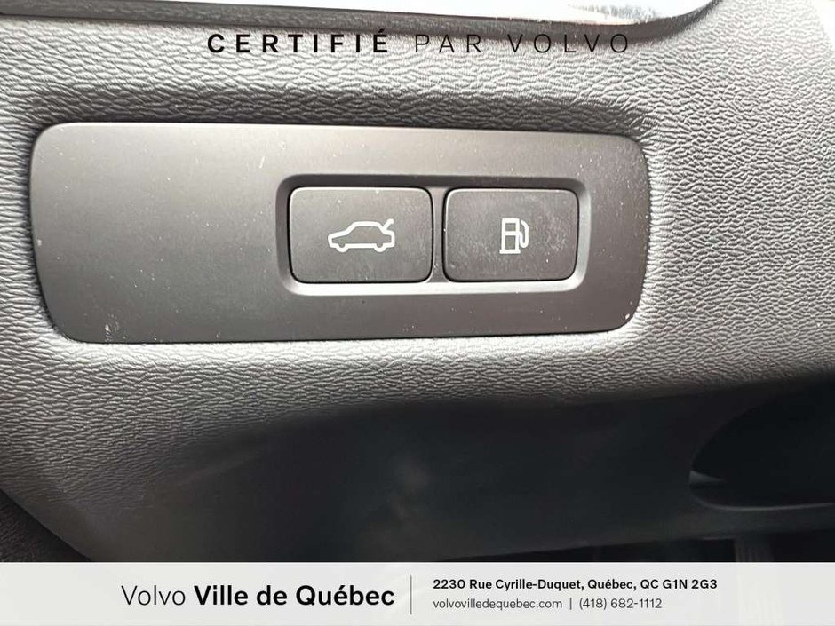Volvo XC60 Recharge Plus 2025-19