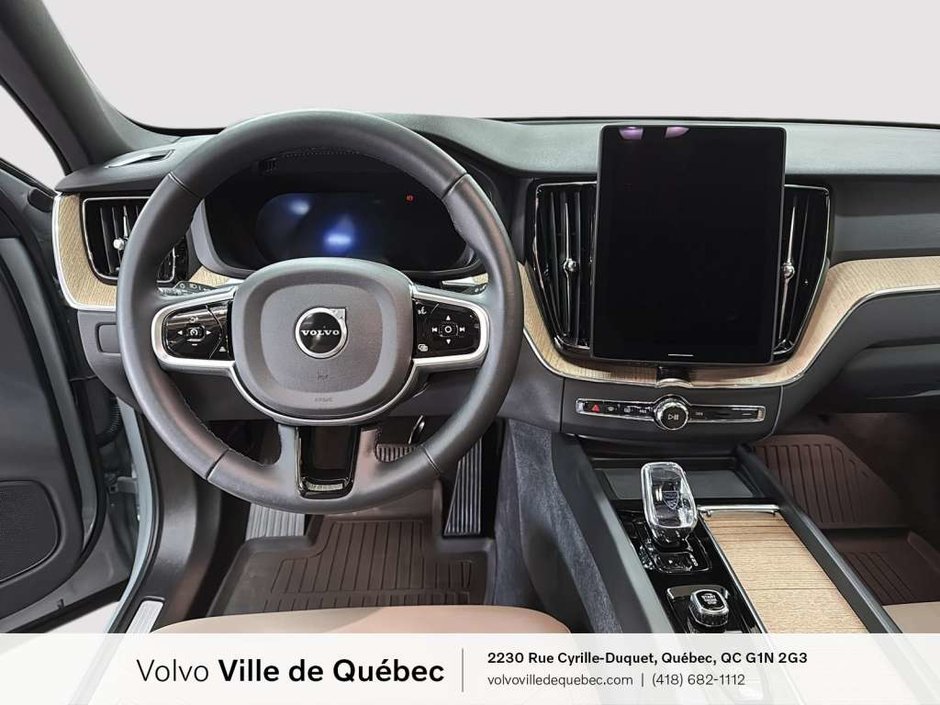 2026 Volvo XC60 B5 - Core-10