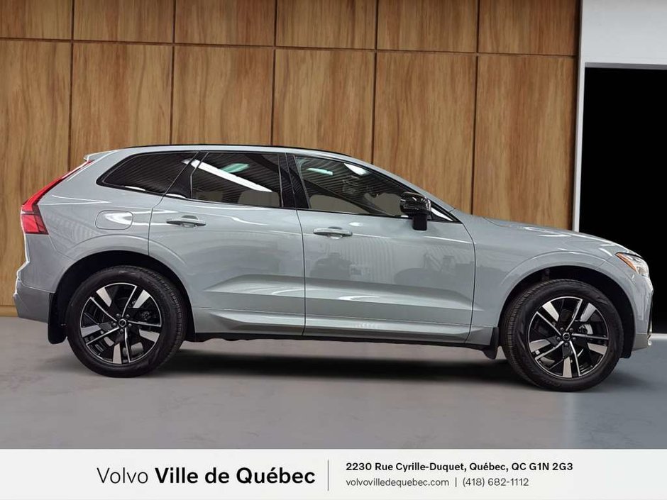 2026 Volvo XC60 B5 - Core-3