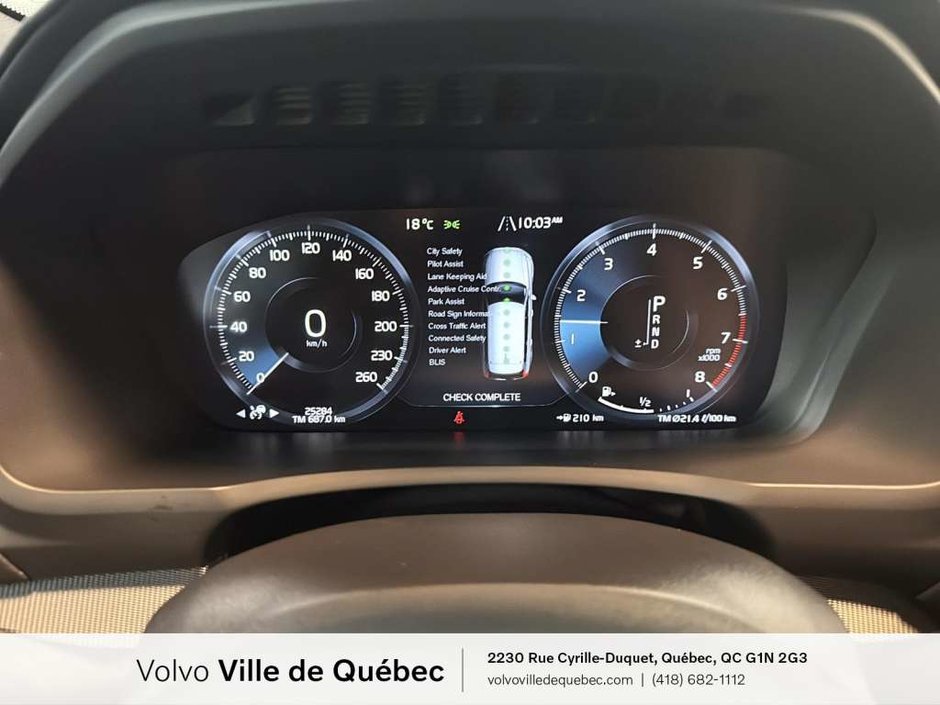 Volvo XC90 R-Design 2021-14