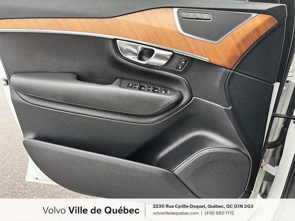 Volvo XC90 Momentum 2021-18