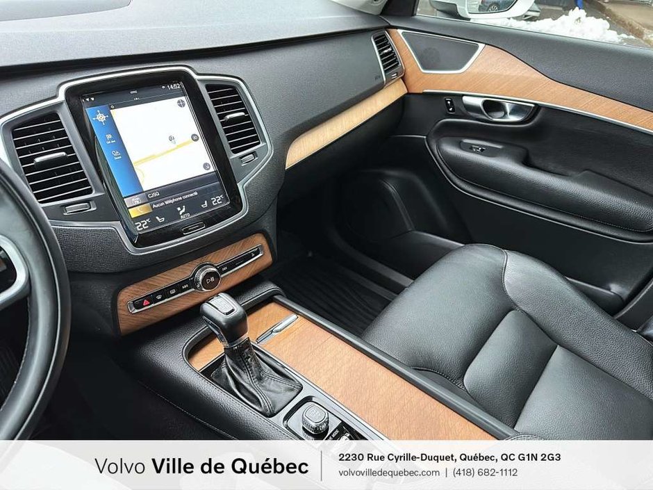 Volvo XC90 Momentum 2021-17