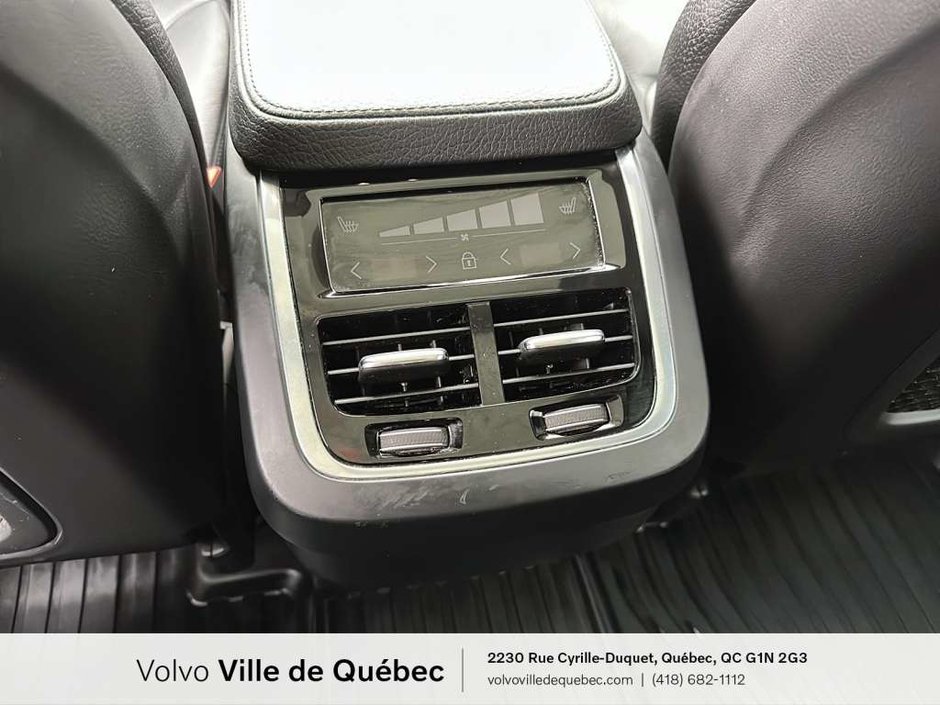 Volvo XC90 Momentum 2021-10