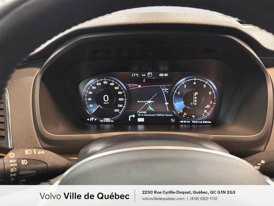 Volvo XC90 Momentum 2022-20