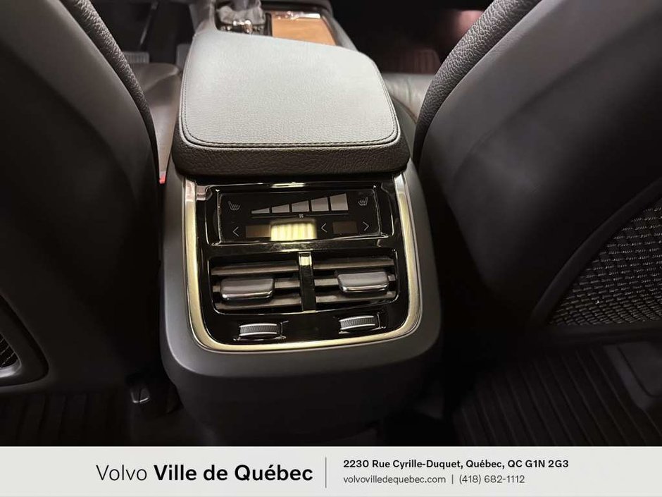 Volvo XC90 Momentum 2022-14