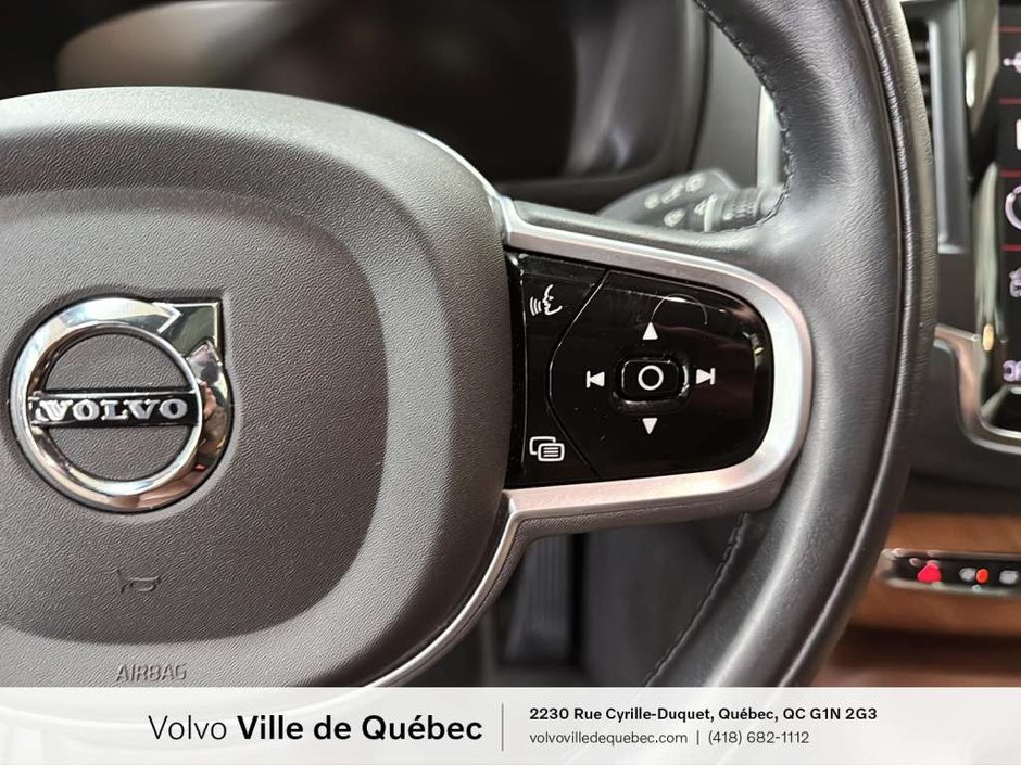 2022 Volvo XC90 Momentum-14