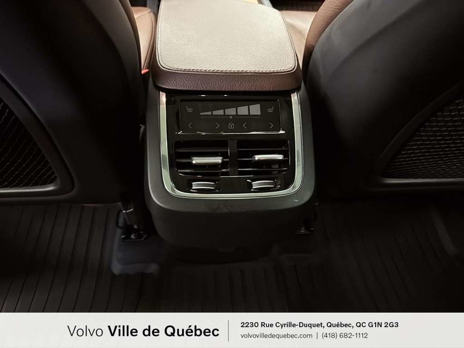 2022 Volvo XC90 Momentum-17