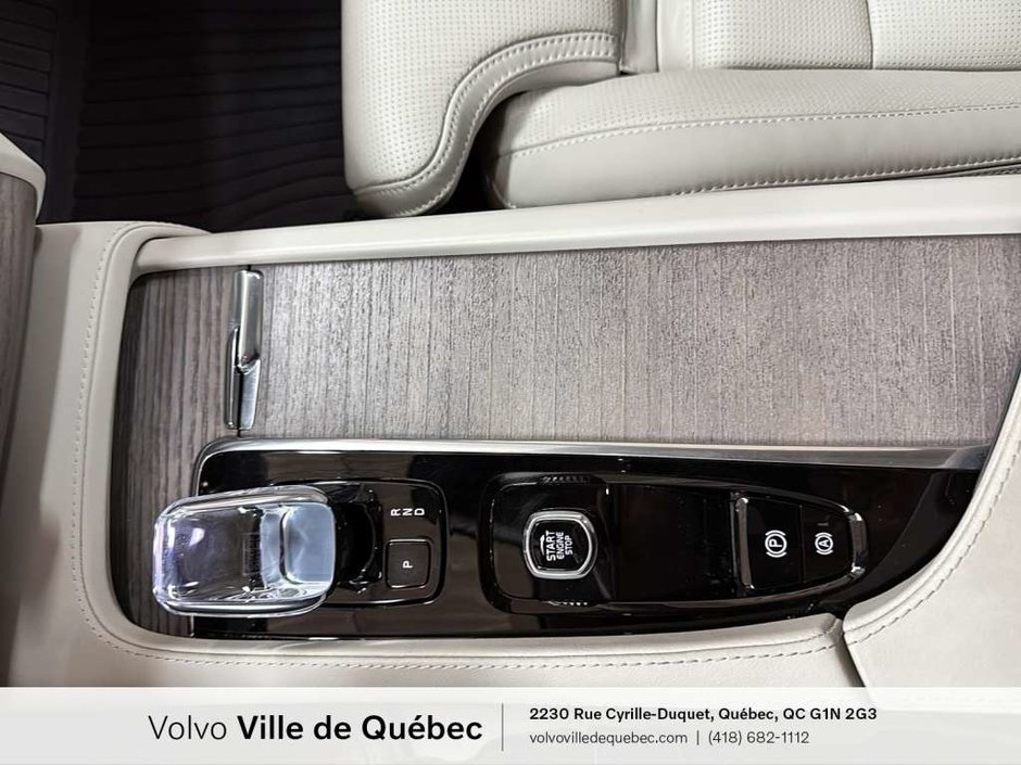 Volvo XC90 Recharge Ultimate 2024-21