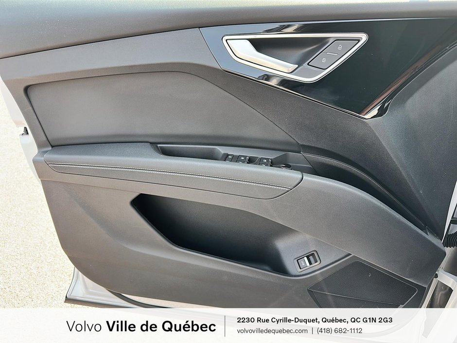 Audi Q4 e-tron  2024-19