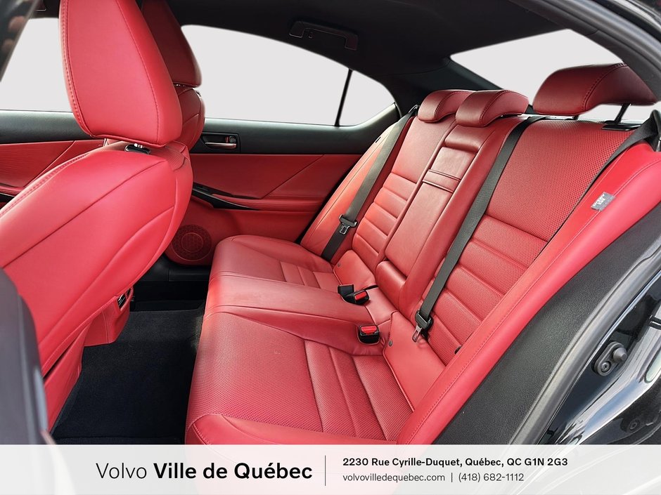 Lexus IS 300 2021-9
