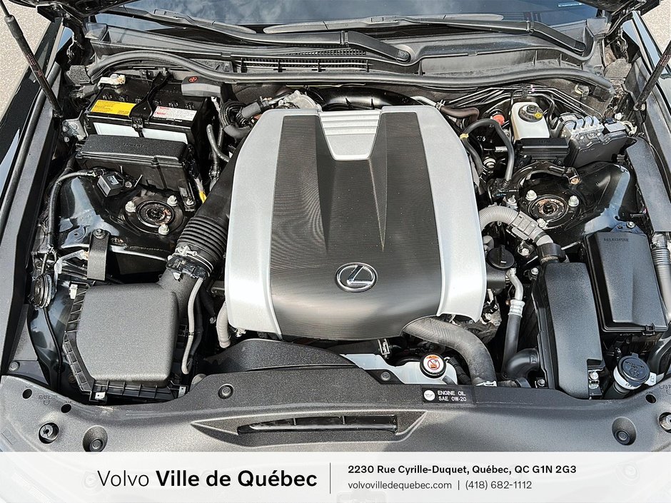Lexus IS 300 2021-6