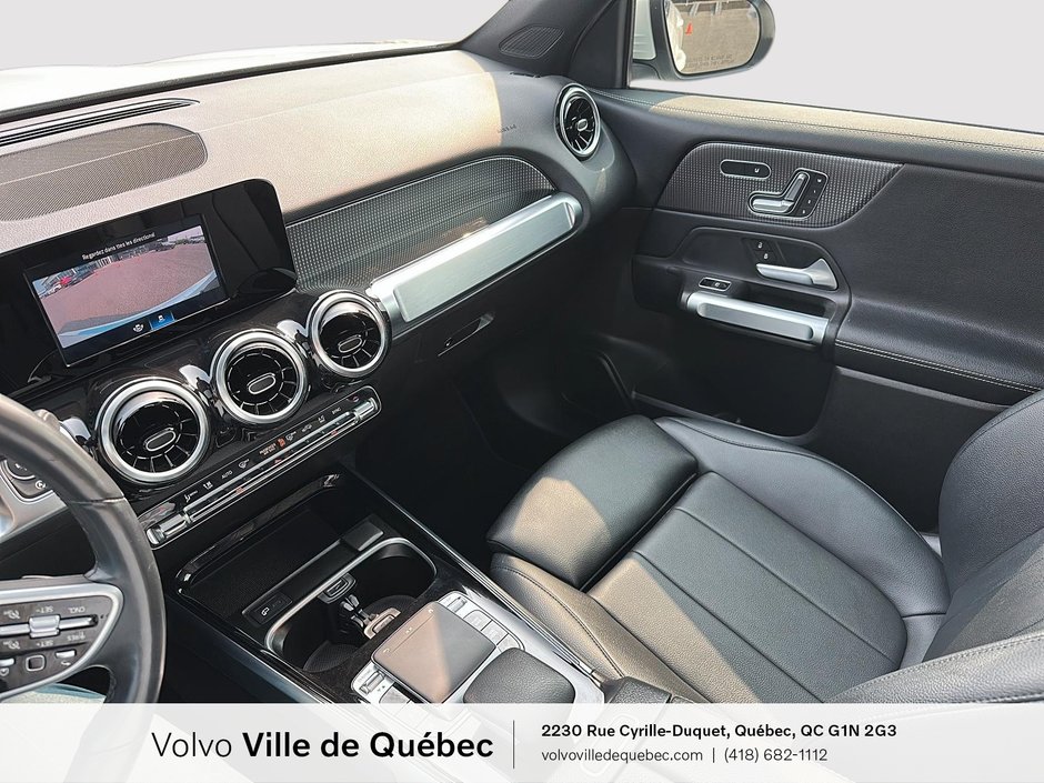 Mercedes-Benz GLB 250 2020-17
