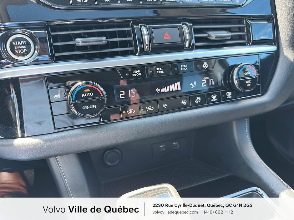 Nissan Pathfinder SL 2022-17