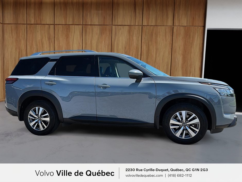 Nissan Pathfinder SL 2022-2