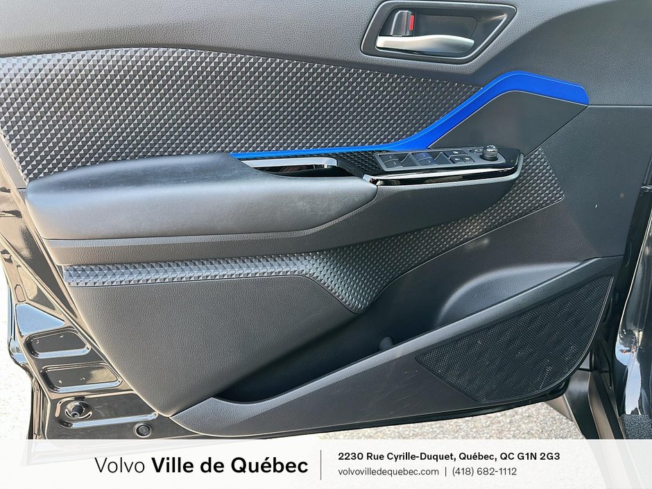 2021 Toyota C-HR XLE PREMIUM-12