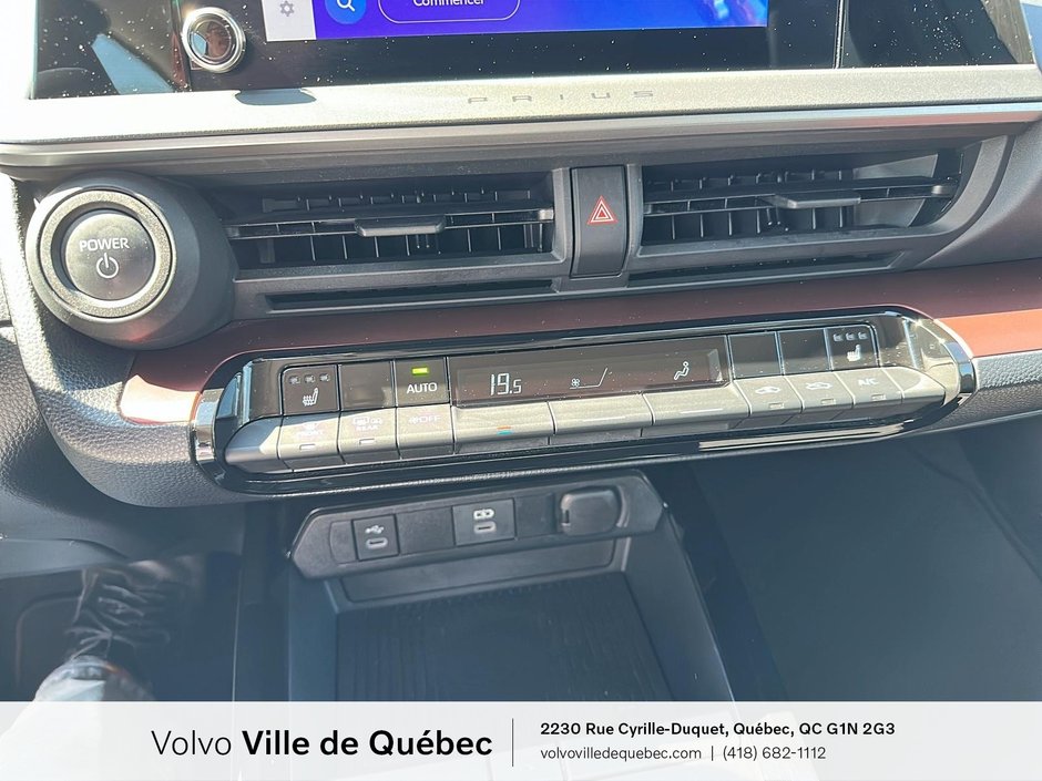 Toyota PRIUS PRIME SE 2023-16
