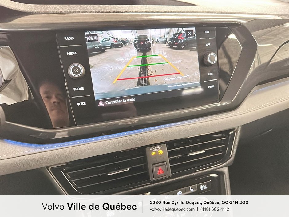 2023 Volkswagen Taos Highline-16