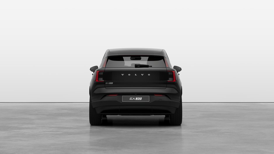 Volvo EX30 PLUS 2025-3