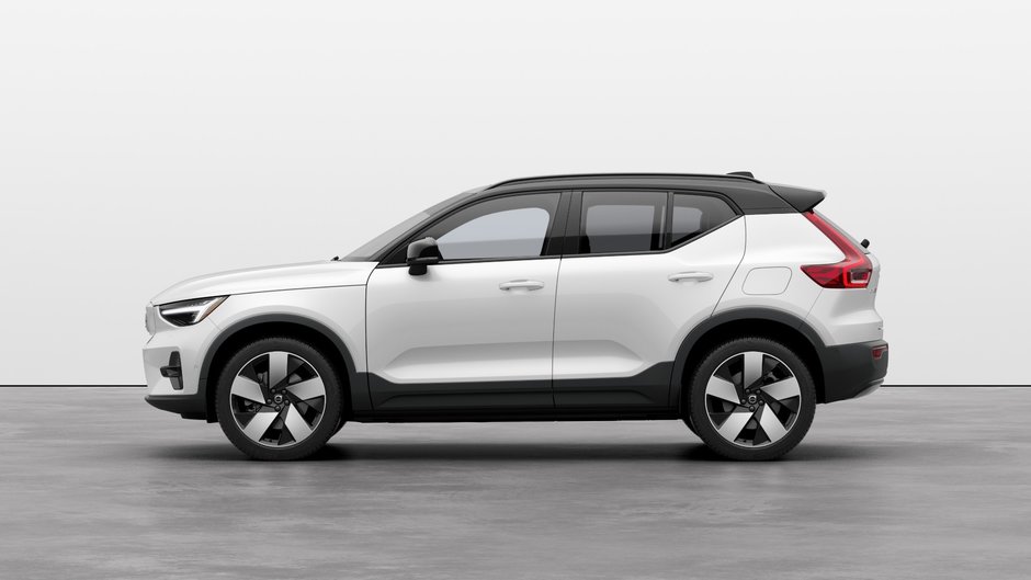 2025 Volvo EX40 ULTRA-5